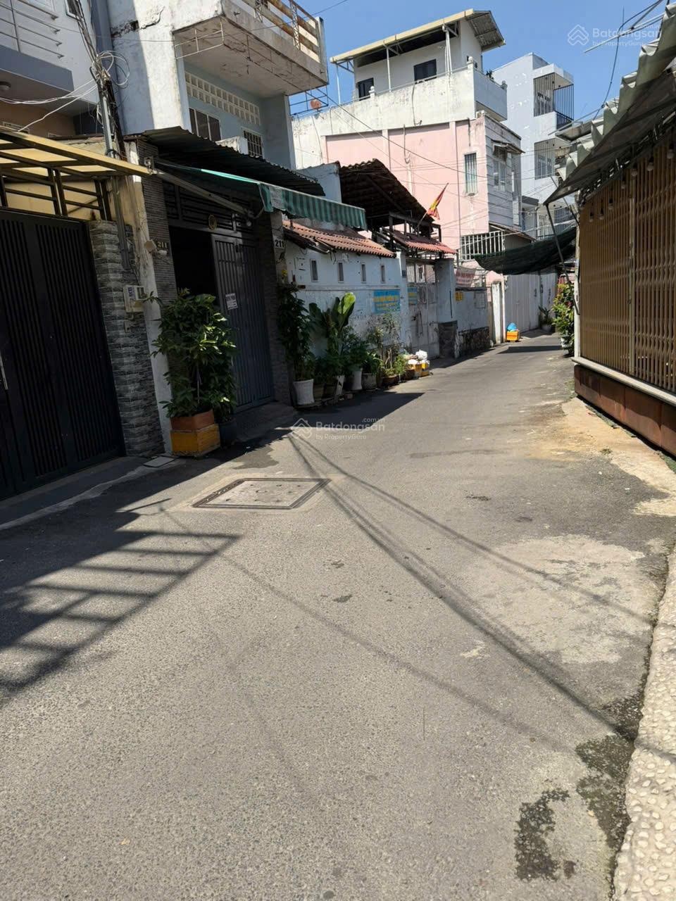 Giảm mạnh 500tr bán nhanh căn 2 tầng đường số 6, gò vấp - 2pn, 1wc - shr giá 5,38 tỷ ( bớt lộc).