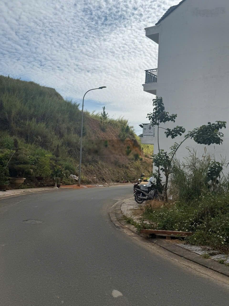 Cuối năm cần bán gấp căn nhà kdc an sơn p 4, đà lạt, 0935413313