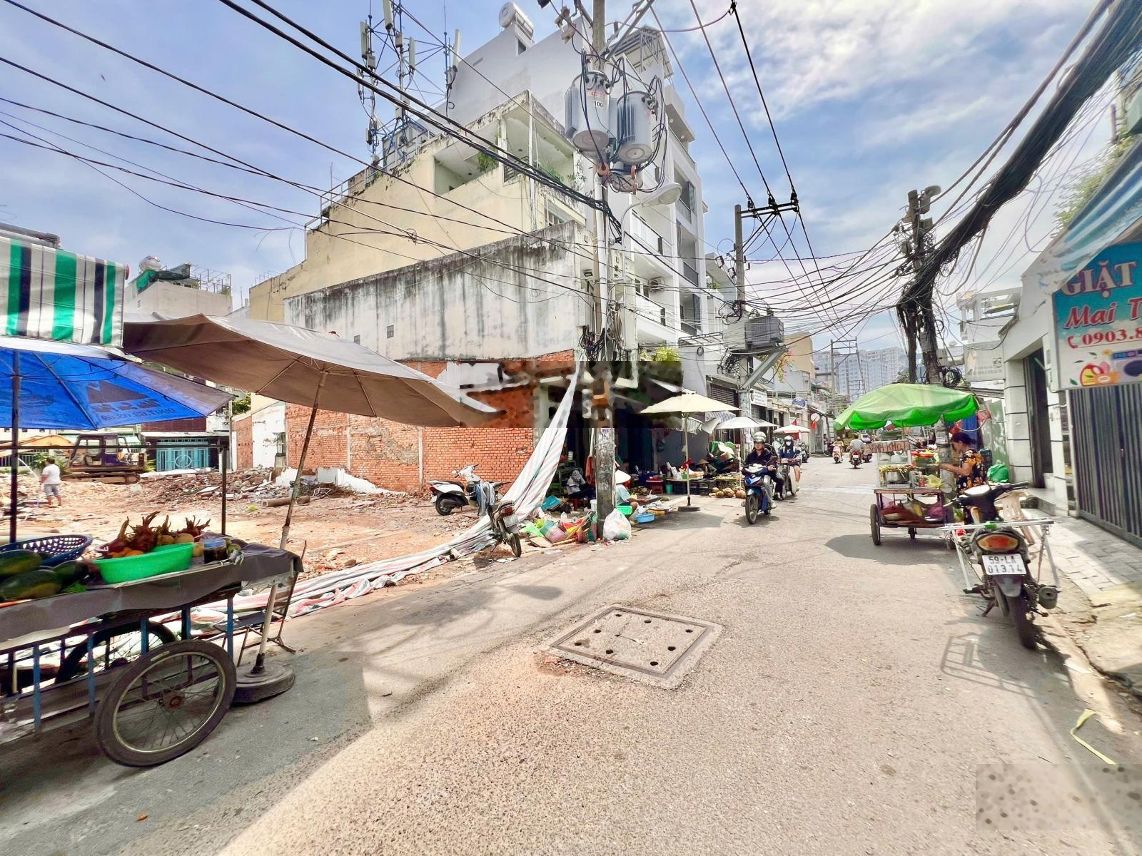 Đất 10.3x18m liền kề KDC HimLam Q7 phù hợp XD CHDV cao cấp giá 20.5 tỷ