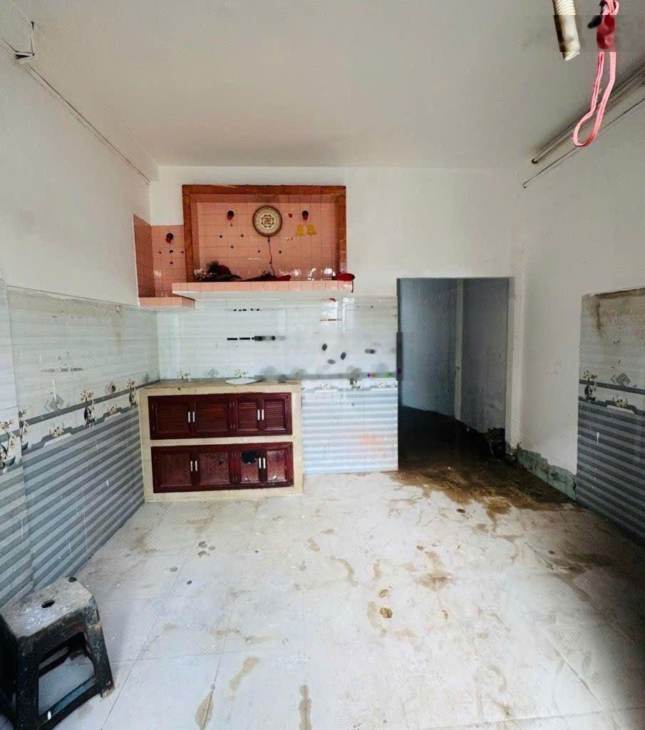 Ngay Phan Anh Bình Tân, DT 72m2, ko lộ giới, hẻm 8m thông, 5,28tỷ còn thương lượng, sổ hồng riêng