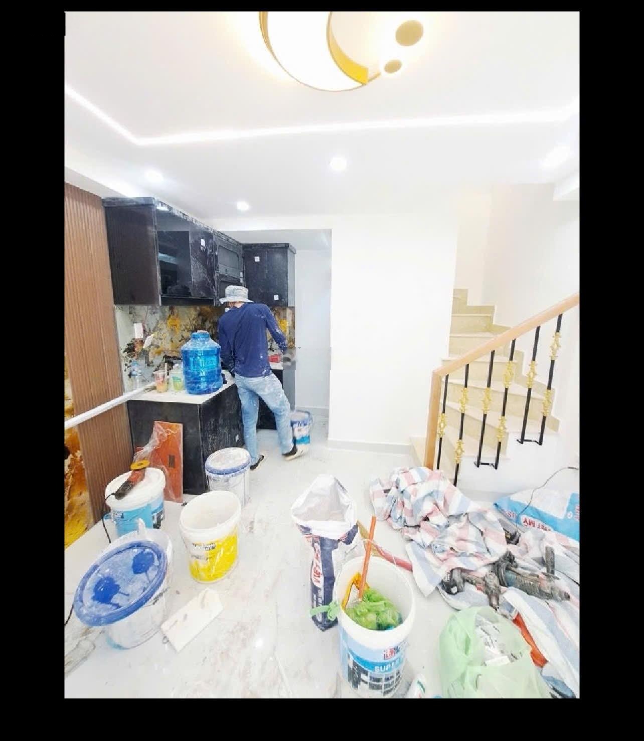 Chủ nhờ bán giúp siêu phẩm 4 tầng mới xây gần Vành Đai Trong - Tên Lửa