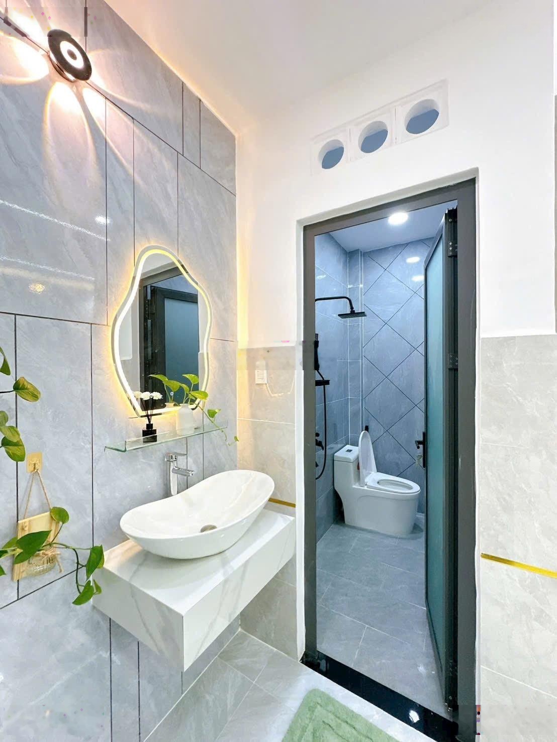 Nhà Đẹp Mới 4x12,5 1Lửng + 1Lầu (4PN 3WC) Hẻm 6m. Đình Nghi Xuân. Bình Tân (Sát Bốn Xã)