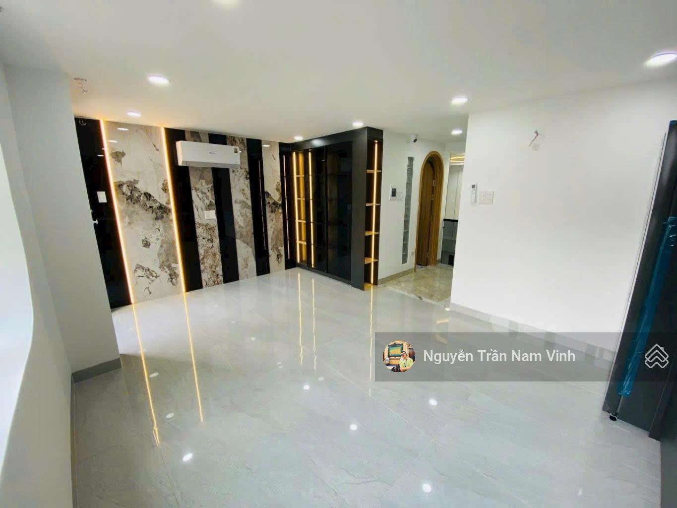 Bán nhà Nguyễn Thị Thập cạnh Lotte 110m2 ngang 5m dài 22m nhà 5 tầng 5 phòng ngủ chỉ 10 tỷ nhỉnh