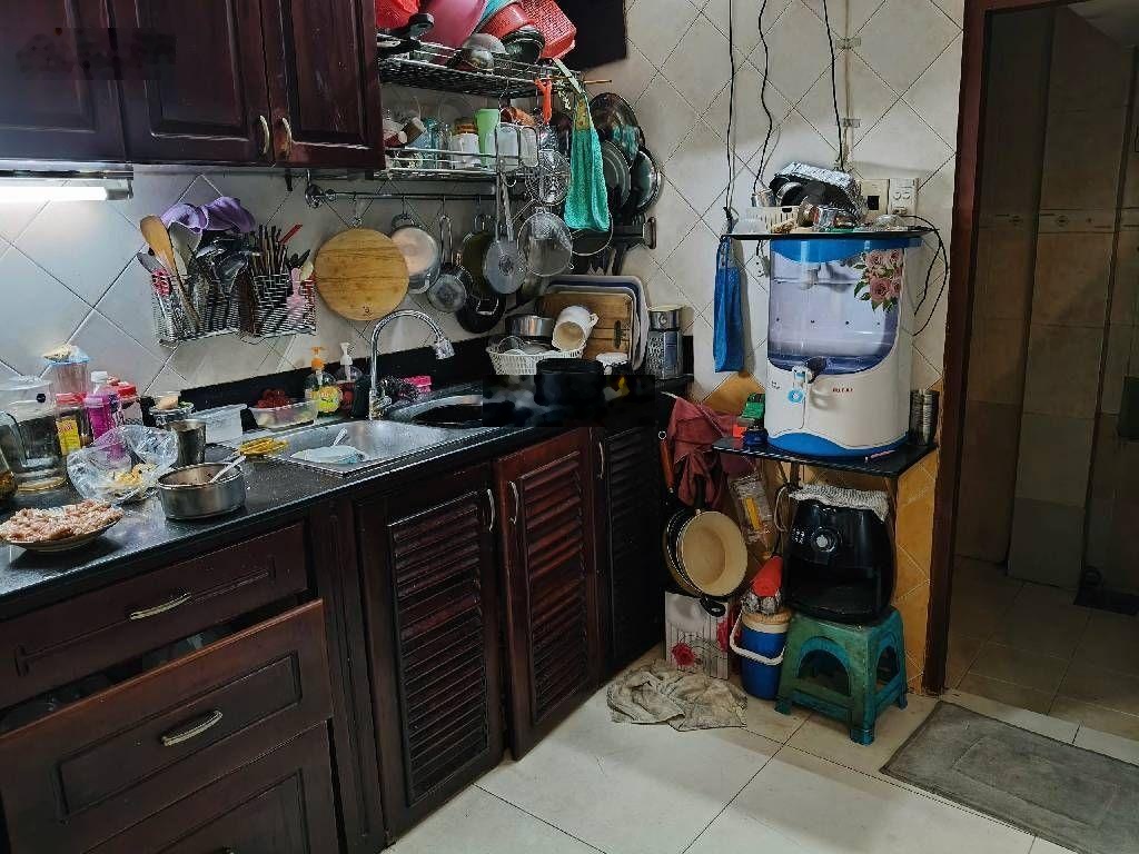 Hẻm 4m thông - khu vip huỳnh văn bánh - 4 tầng btct - 52m2 - gần mặt tiền - giáp quận 3