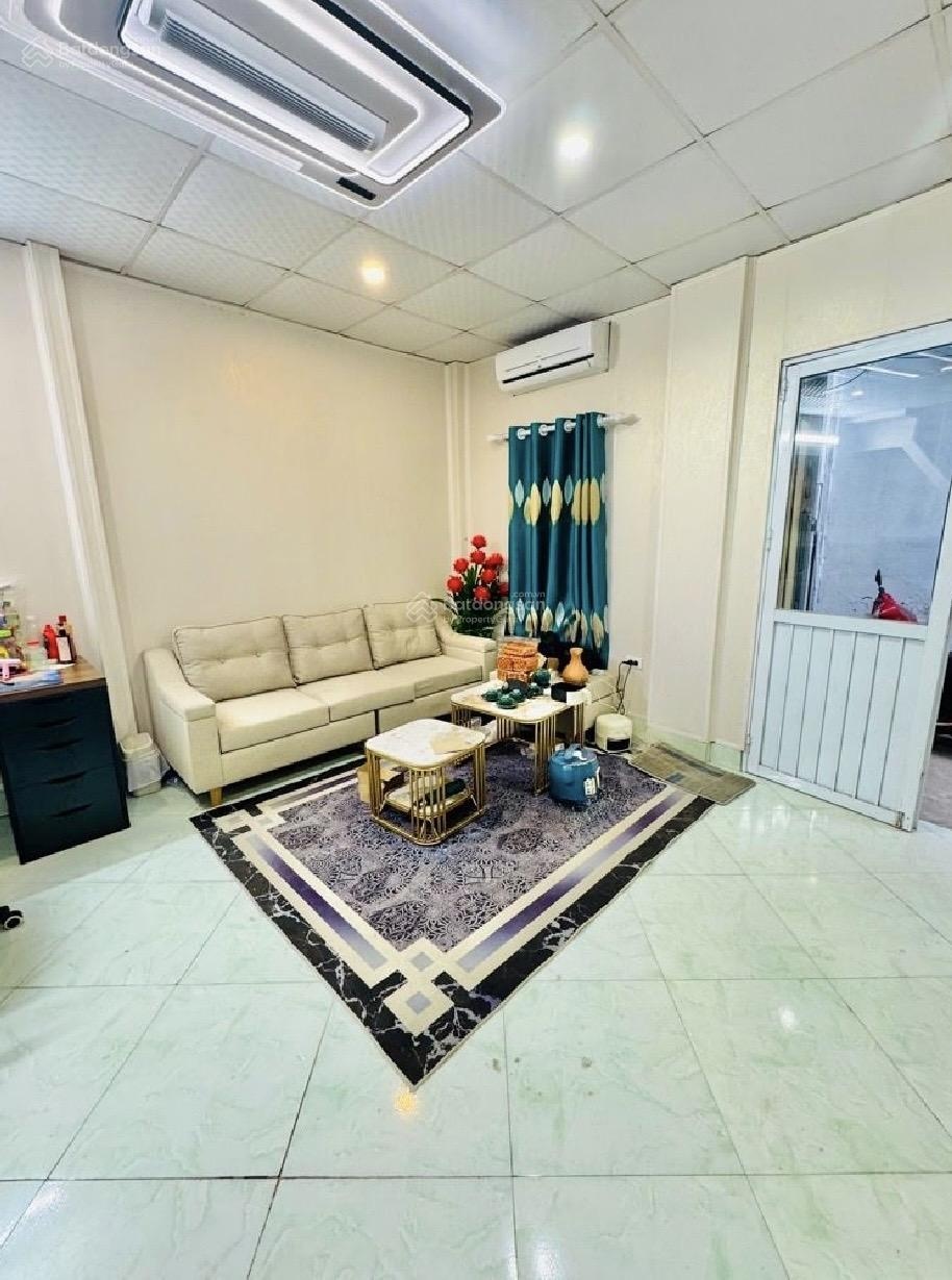 Nhà cấp 4 Thúy Lĩnh 26m2 x 2,2 tỷ x ô tô đỗ cổng, đẹp lung linh ở sướng