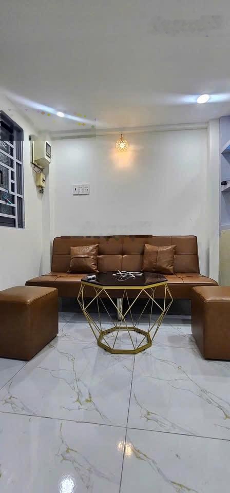 Chính chủ bán nhà Hồng Bàng Q6 trệt 3 lầu nhà đẹp hoàn công đủ hẻm thông giá 3tỷ880 HH 50tr anh e