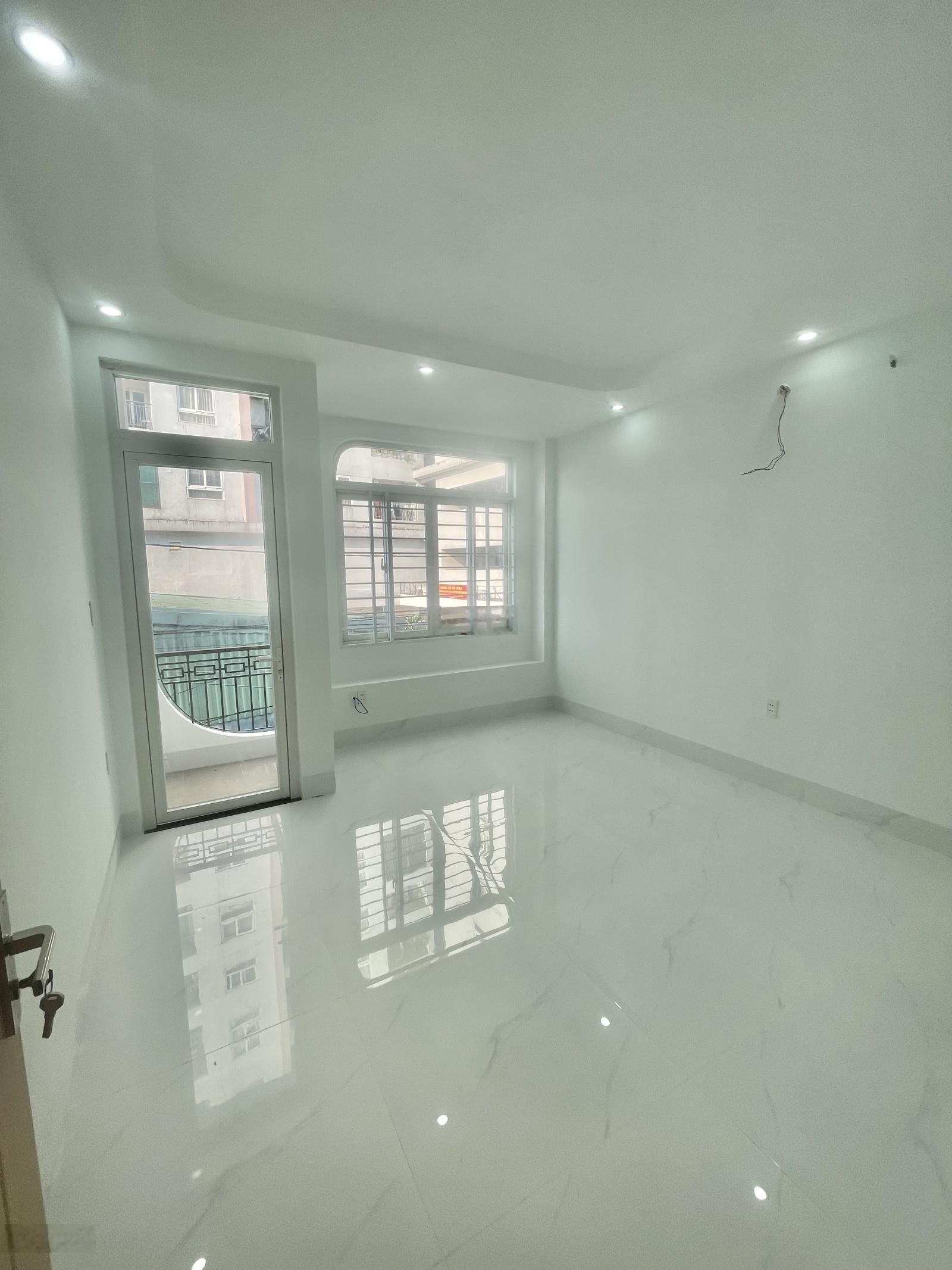 Bán gấp nhà mới đẹp ở ngay Đường An Dương Vương, xe hơi ngủ nhà, 42m2, SHR, HCĐ, chỉ 6.8 tỷ.