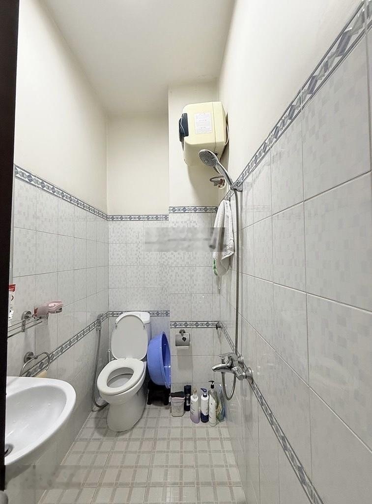 Bán nhà Huỳnh Tấn Phát BTCT kiên cố, 75m2 nở hậu - 4 PN - 6.x tỷ