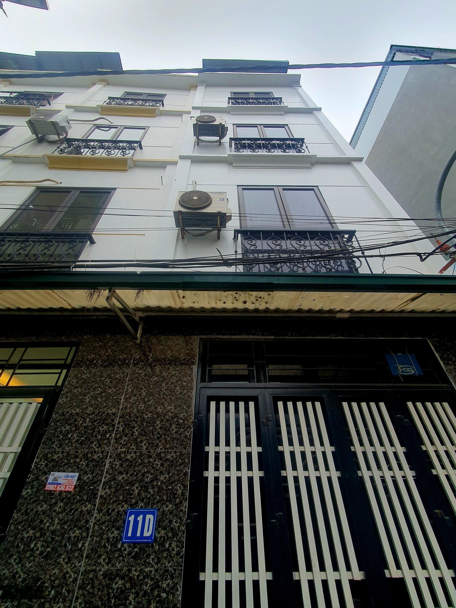 Nhà 5 tầng 6 phòng gần đường 3.5 nối Trịnh Văn Bô! Nhỉnh 5 tỷ đồng, DT 36m2 gần đô thị Hidode