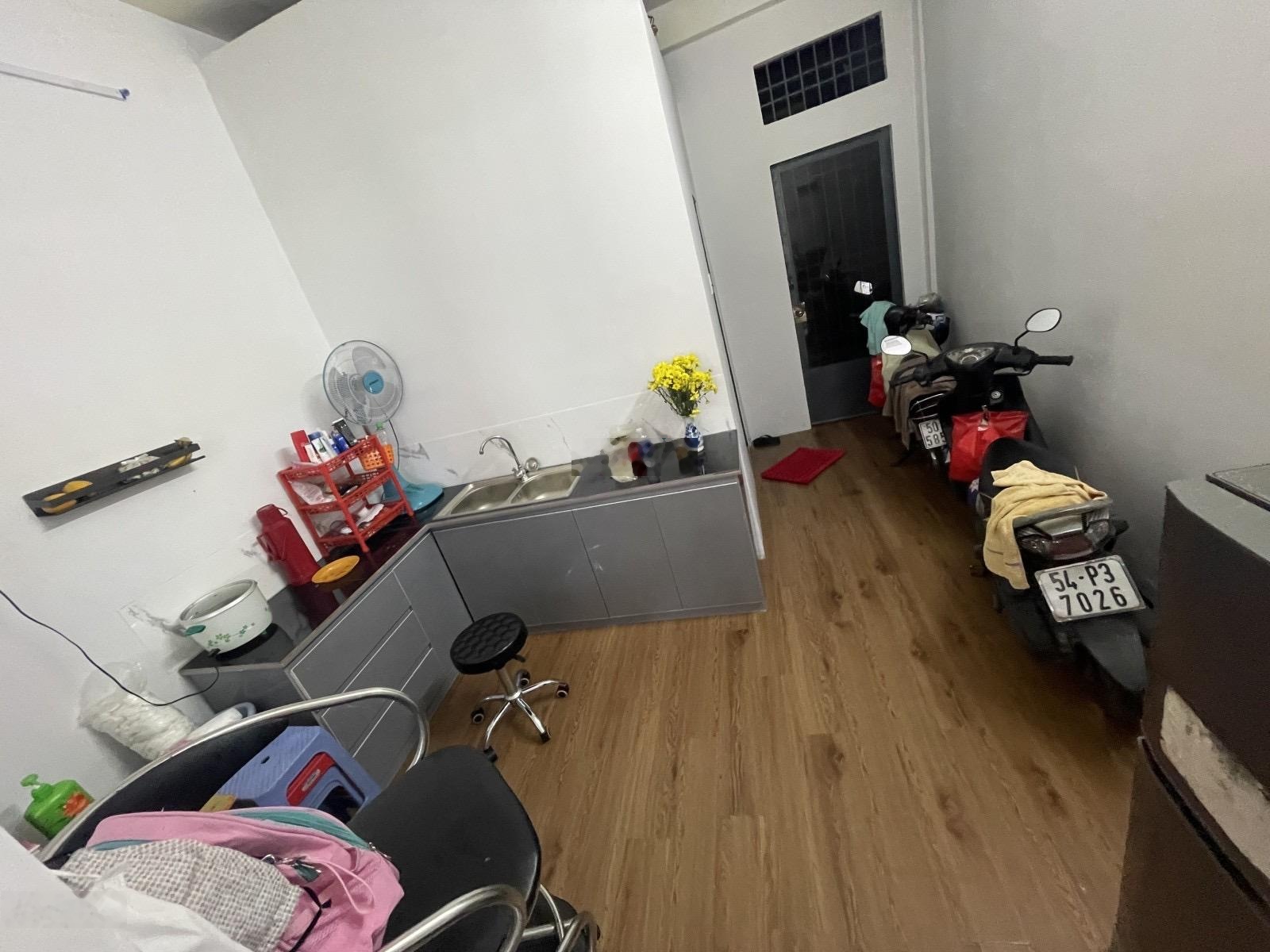 Ô tô đỗ cửa - 78m2 - ngang 4.8m giá chỉ còn 11,9 tỷ - HĐT 35tr - Bank định giá 13.5 tỷ