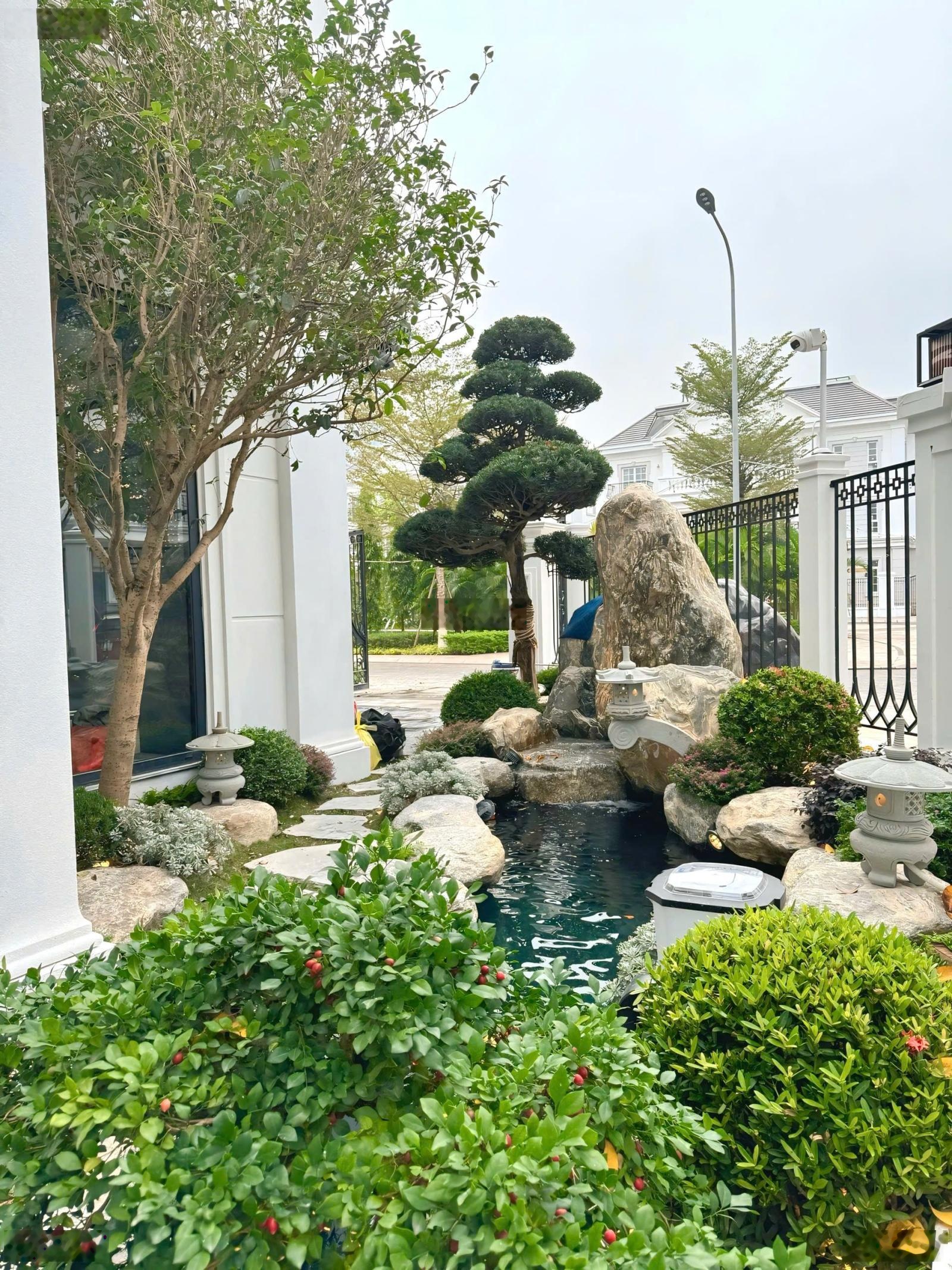 Siêu Vip biệt thự góc view công viên bể bơi, xây 3 tầng + 1 tum tại Eurowindow Twin Parks Gia Lâm