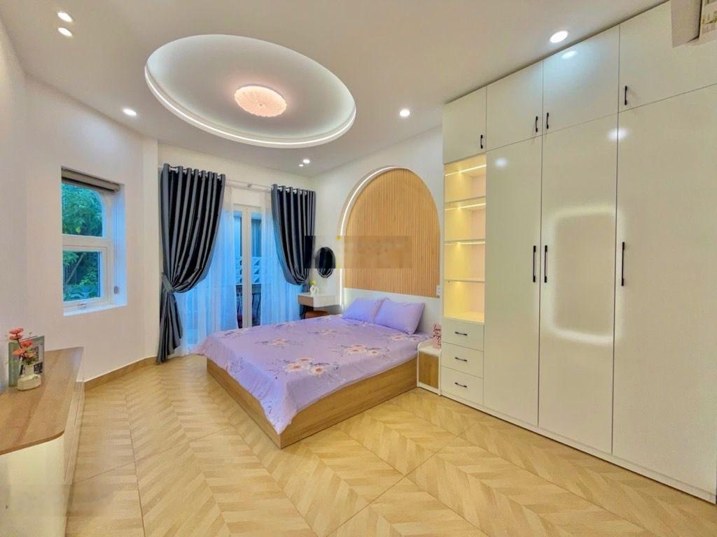 Bán nhà hẻm xe hơi, đường Huỳnh Văn Bánh, Phú Nhuận, dân trí cao