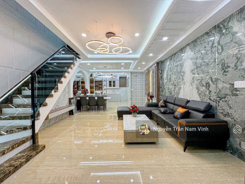 Chỉ 7 tỷ nhỉnh có ngay nhà mới vào ở ngay trước Tết ngan 5m dài 12m nhà 4 tầng 4 phòng cạnh Him Lam