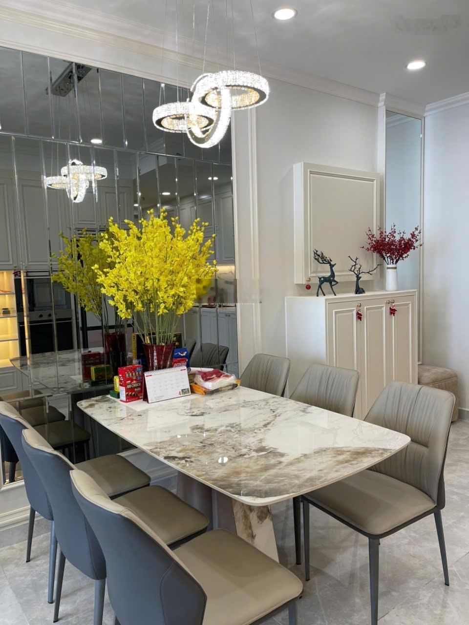 Cho thuê căn hộ 2PN, 77m2 tại Midtown Phú Mỹ Hưng, Quận 7.