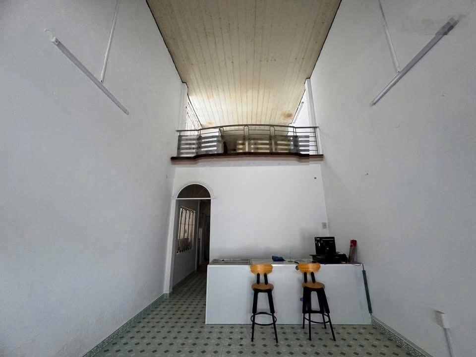 Giảm gần 1 tỷ bán nhanh nhà Dã Tượng gần biển Nha Trang giá tốt chỉ 7 tỷ