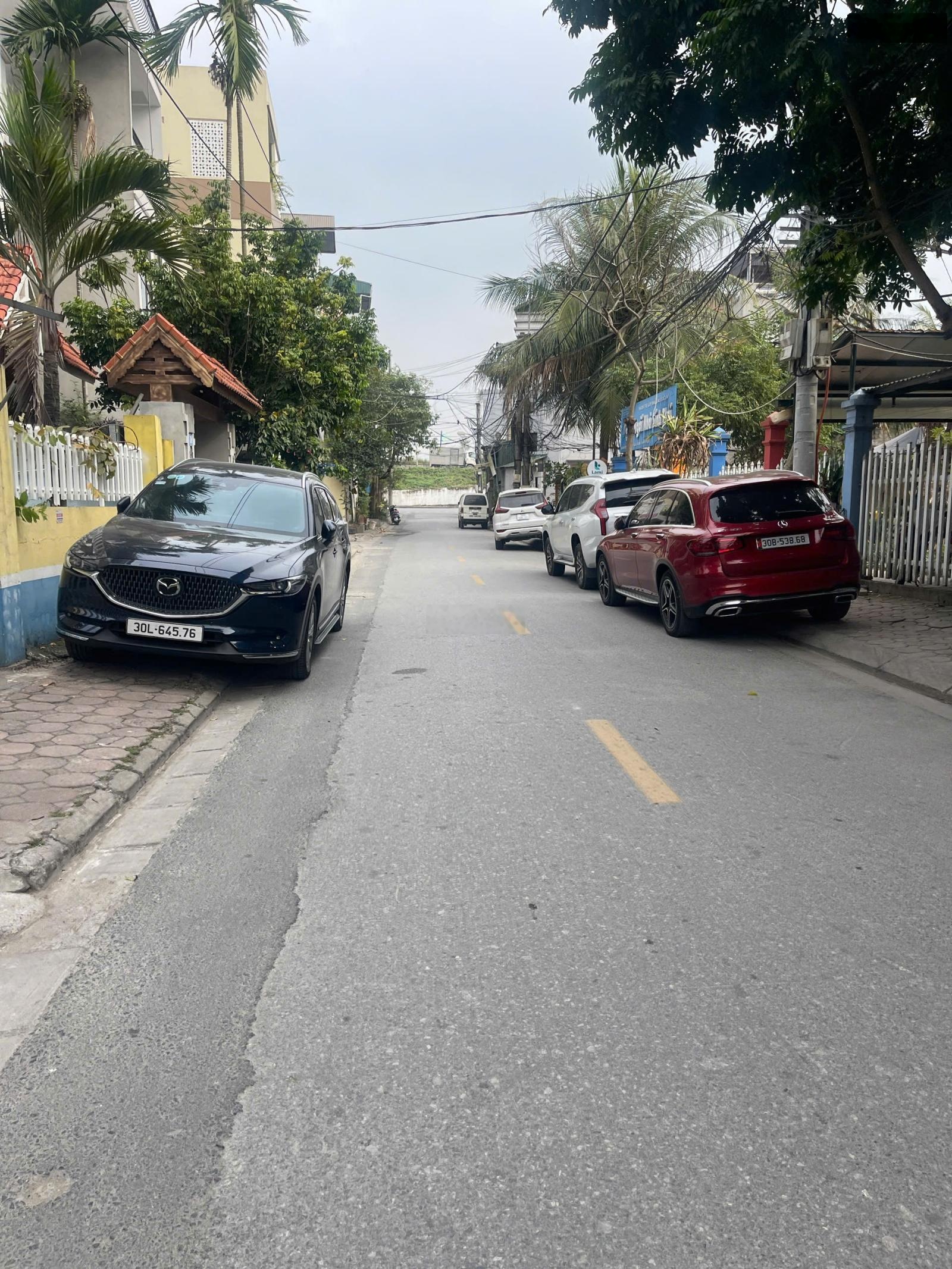 Bán đất Giang Biên, Long Biên - 20m ra mặt phố 2 ô tô tránh nhau - Đất xây nhà ở hay đầu tư đều ổn.