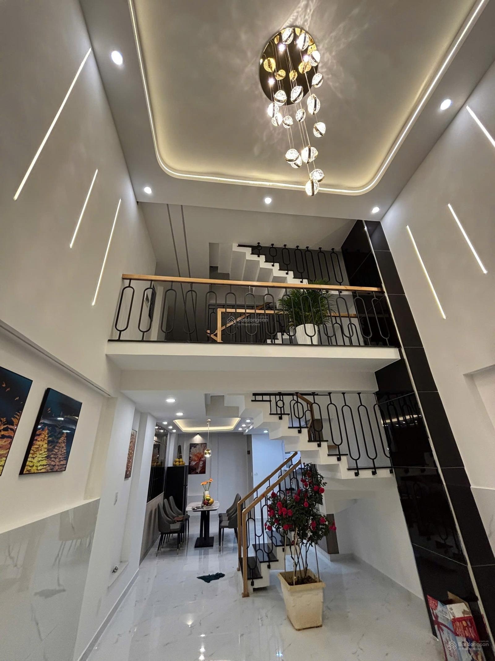 Bán nhà mới đầy đủ nội thất TL16 xe hơi vào nhà