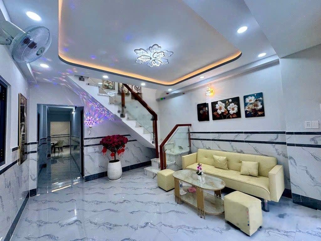 Nhà mới 5x20m2, cạnh CVPM Quang Trung, chỉ 5x tỷ