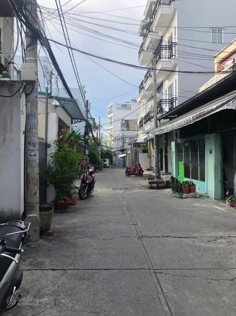 Chính chủ 1 đời, hẻm xe hơi, gần cầu chà và, không quy hoạch, 130m2, ngang 6m, nhỉnh 8t