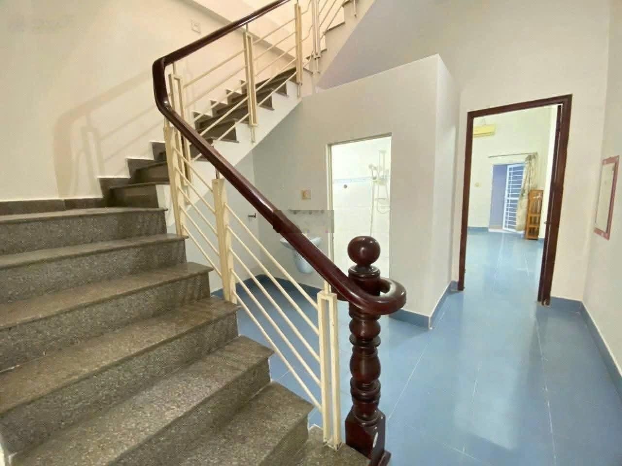 Nhà 1T1L 3PN. 3WC Hẻm - P Tăng Nhơn Phú A - Quận 9