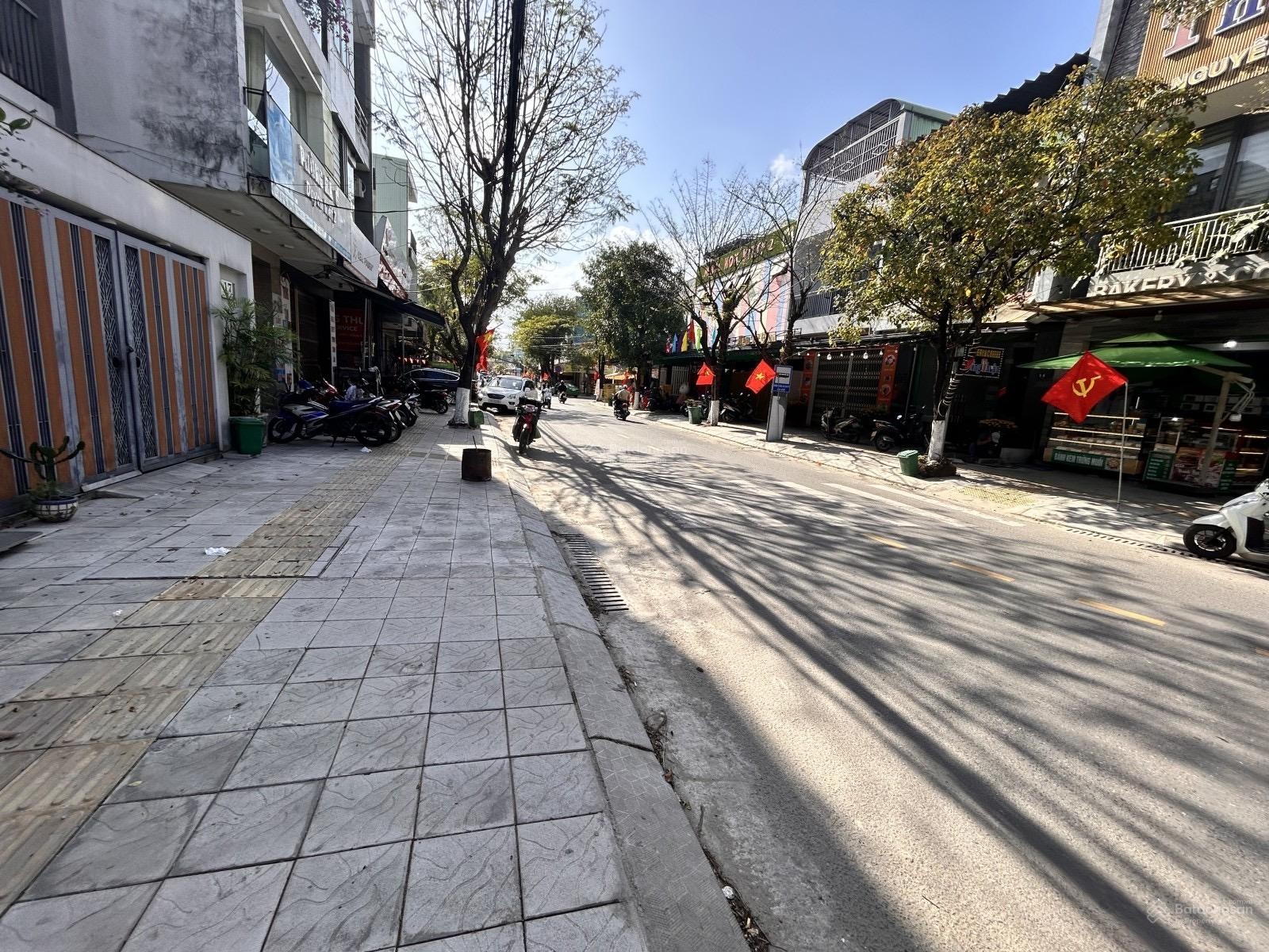 Trung tâm Cẩm Lệ, 87m2, mặt tiền kinh doanh Nguyễn Đình Tứ, tặng nhà chỉ 8.6 tỷ