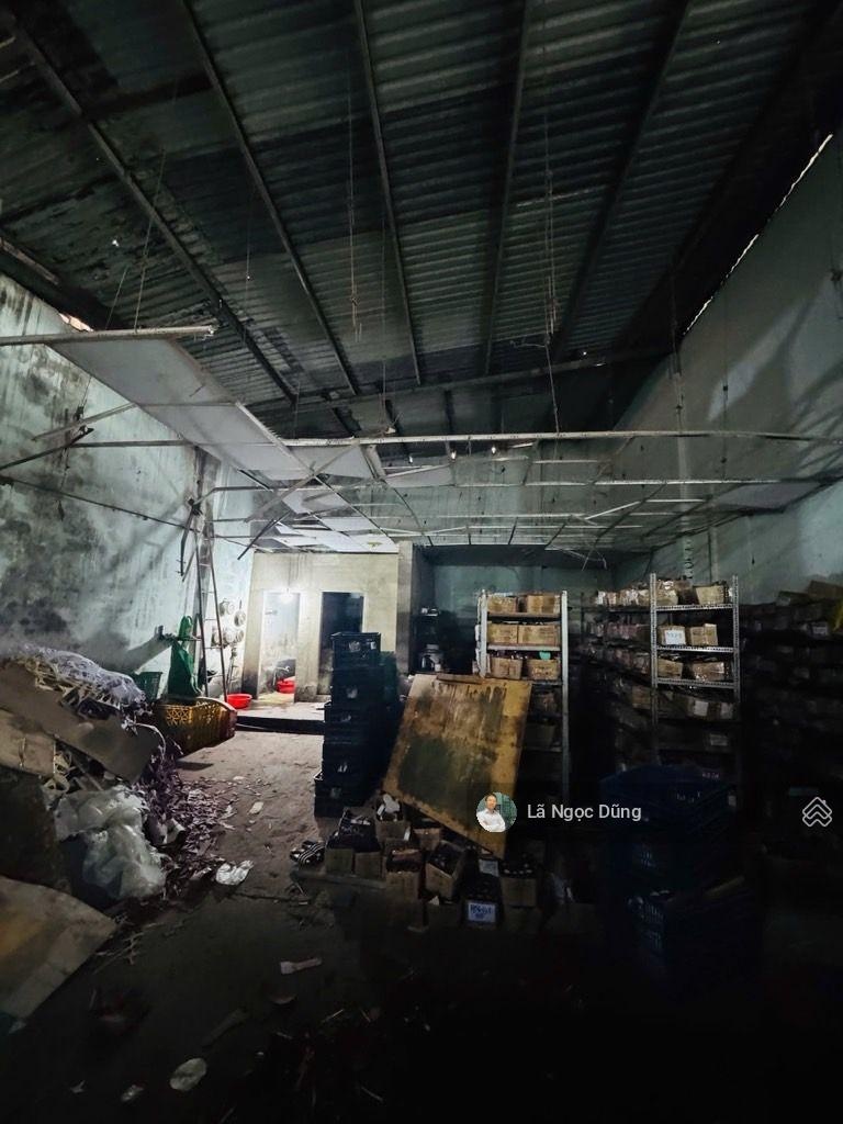 Bán nhà đường hương lộ 2 (ngay Bv Bình Tân), 170m2 (nở hậu), hẻm xe tải 10m thông, giá TL 9 chủ !!!