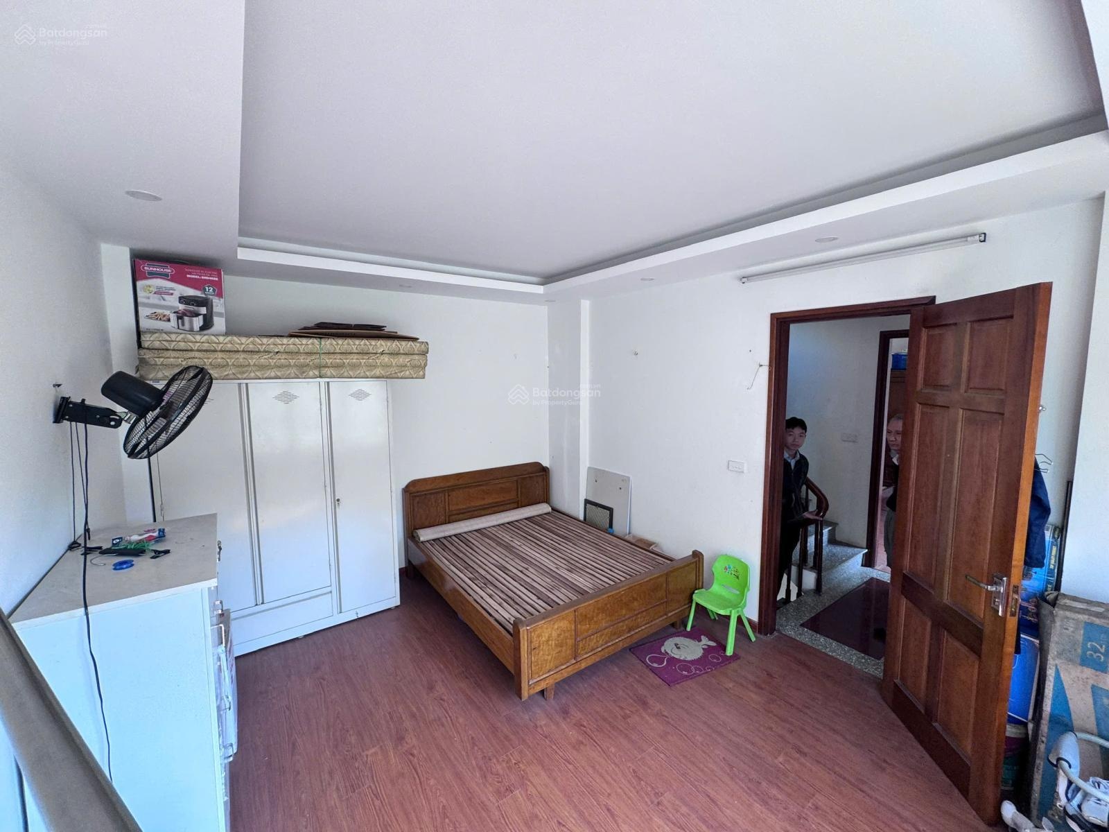 Bán nhà Phùng Hưng Văn Quán 34m2 4tầng Oto đỗ gần Viện 103 nội thất đầy đủ giá chỉ 6.1tỷ