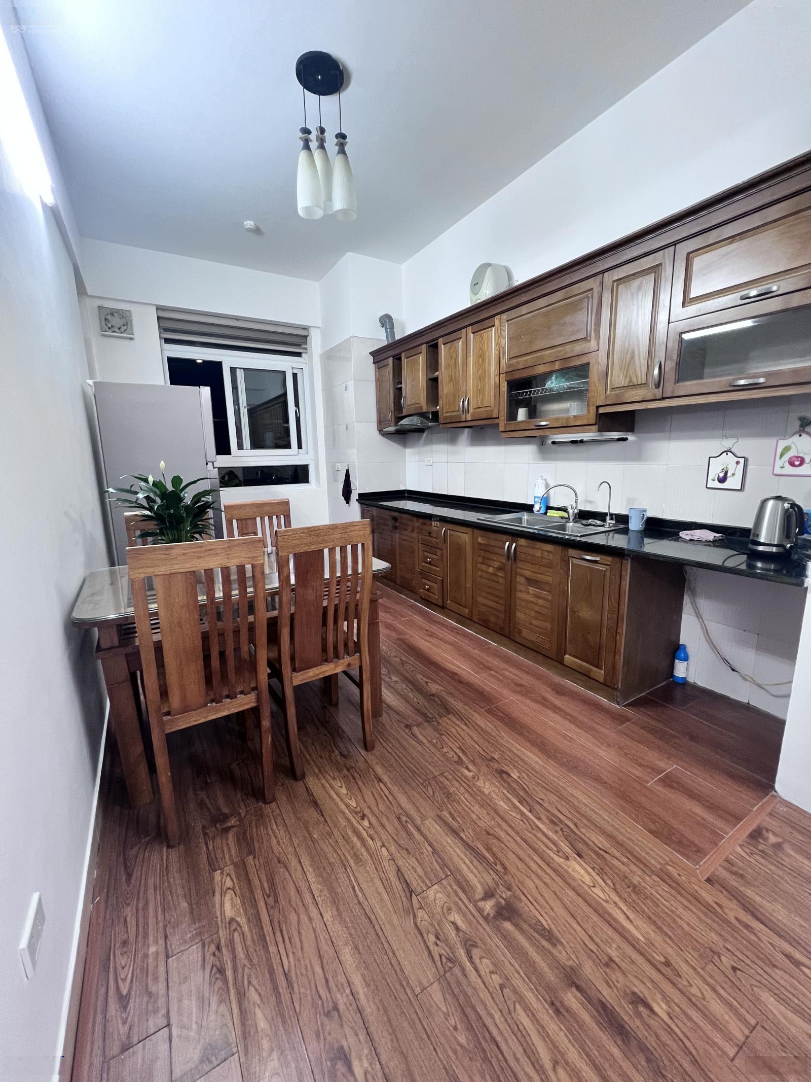 Chính chủ gửi cho thuê chcc hoàng sâm 90m2, 2n, 2vs, full, nhà đẹp tầng đẹp, 13tr