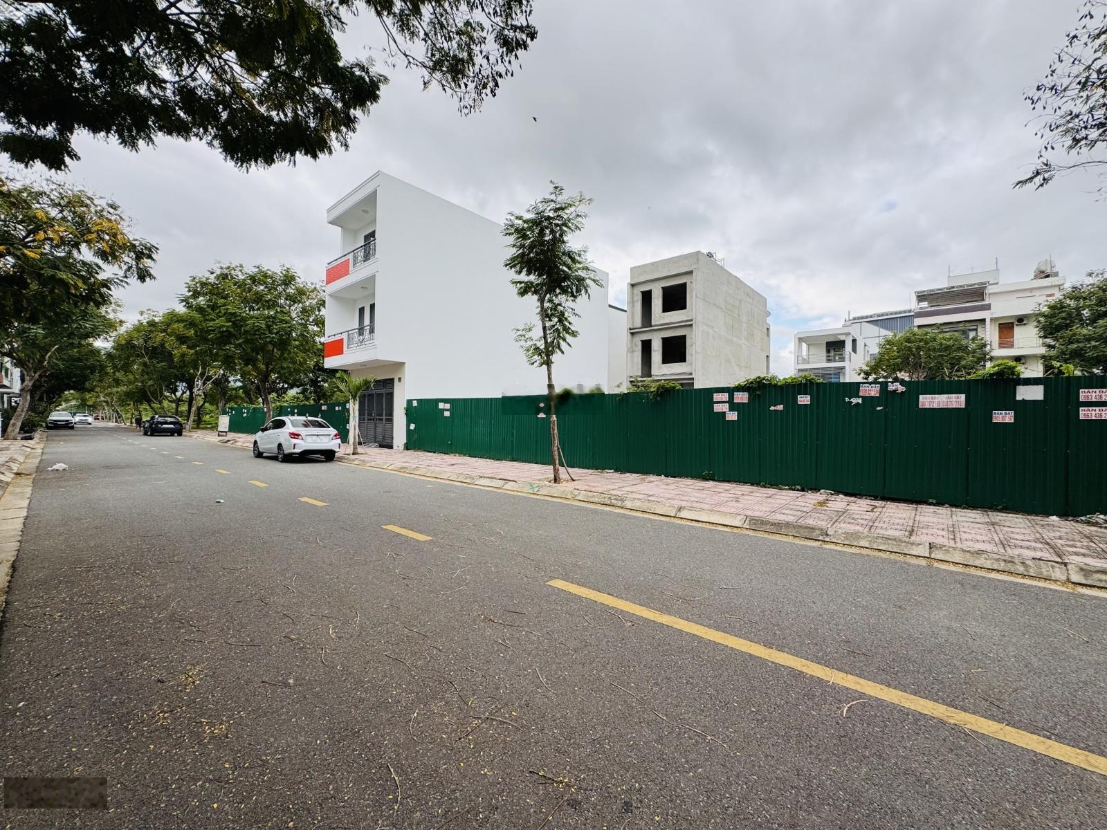 Bán đất kđt lê hồng phong i - hà quang 1 - đường số 27 cách thích quảng đức 100m - 77,7m2 giá 6,350