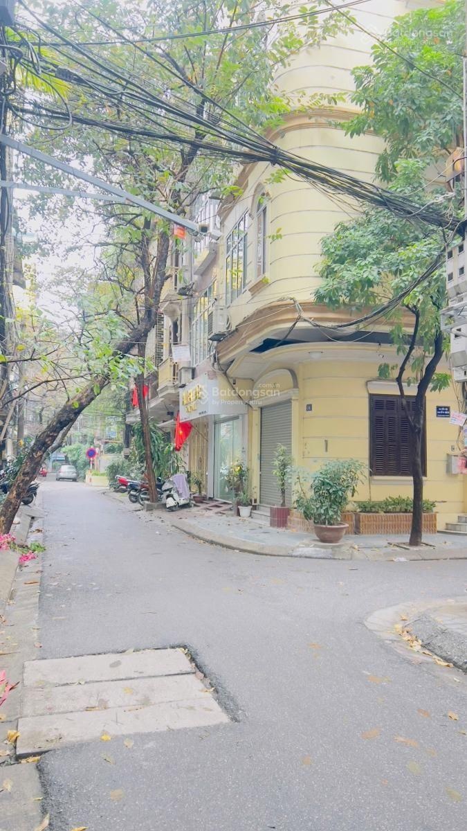 Siêu phẩm oto tránh kinh doanh, thông thoáng, khu dân trí.