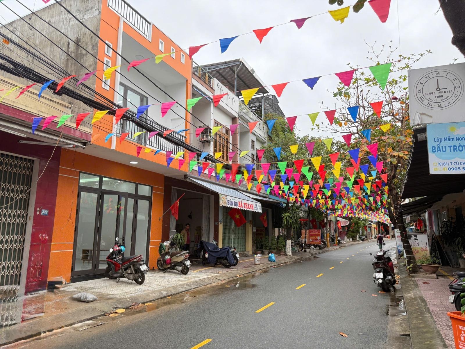 Siêu phẩm! Bán nhà 2 tầng đường Cù Chính Lan, An Khê, Đà Nẵng, giá chỉ 7,85 tỷ, Lh 0934888092