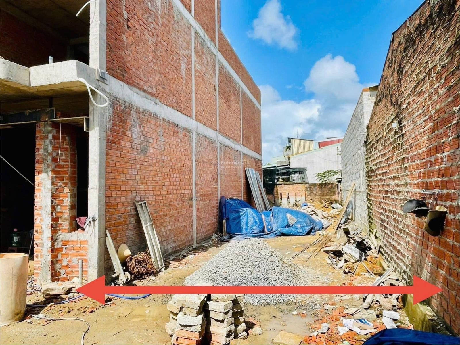 Lô đất kiệt Tôn Đản nối dài ngay UBND Phường An Khê: - DT 121m2 (ngang 5m)