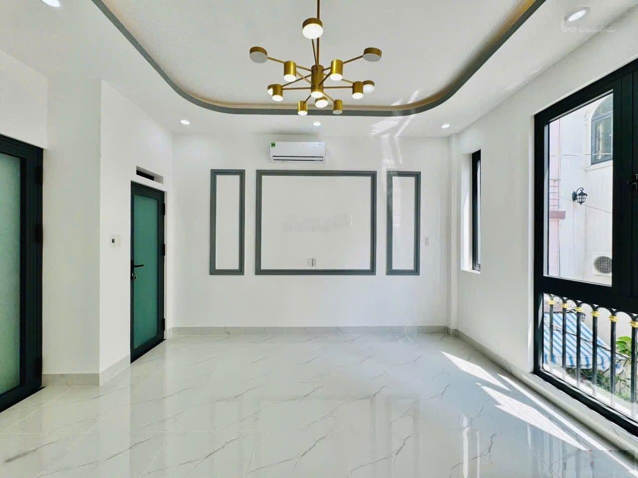 Kẹt tiền, Giảm giá !! bán nhà sát mặt tiền Hoàng Văn Thụ, P9, PN. Nhà mới, 5 tầng - chỉ 8.6 tỷ TL