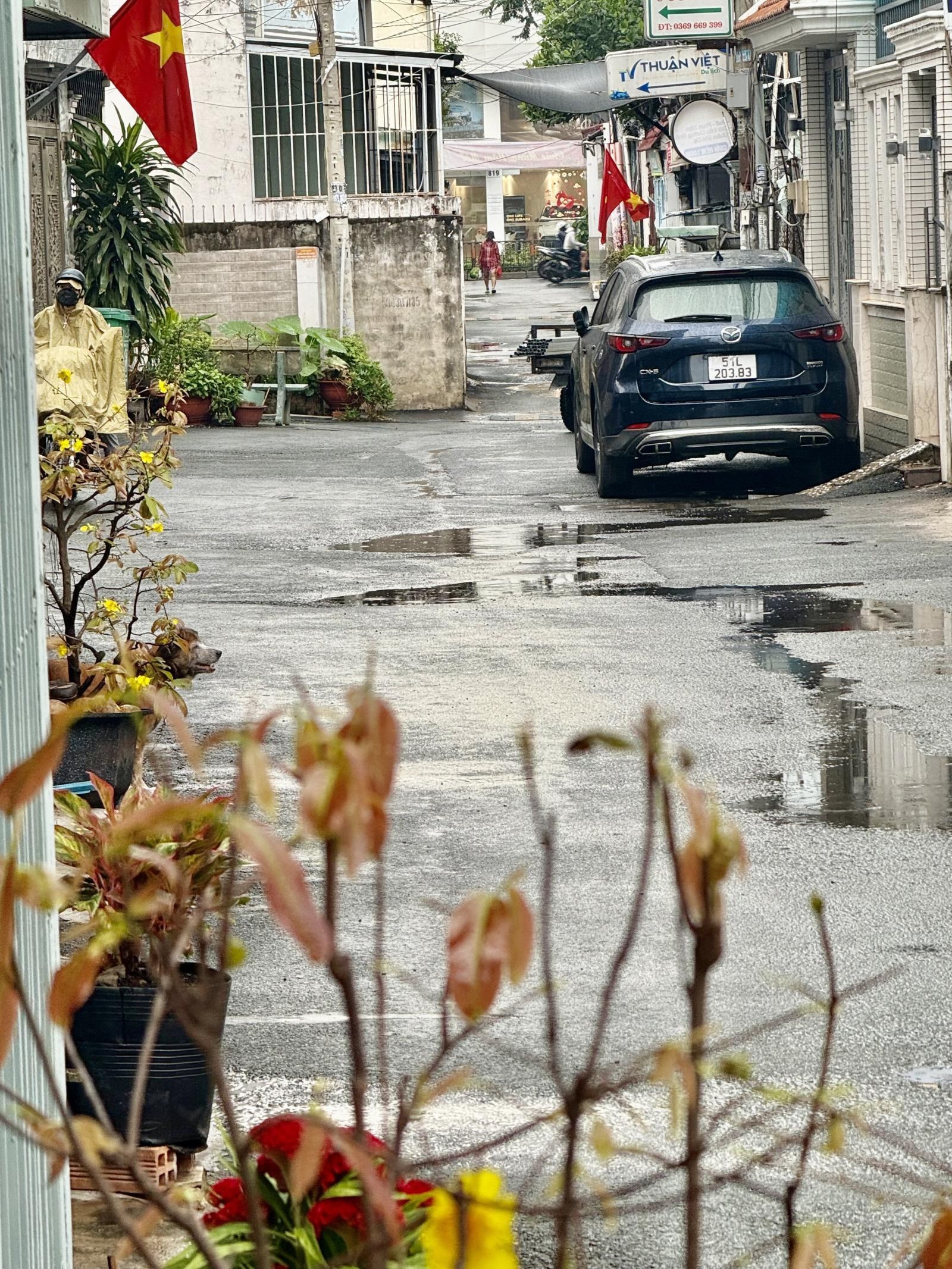 Ngộp bank giảm 1tỷ giá mới 7tỷ5 còn thương lượng luôn khách ạ. Căn góc 2mặt tiền xây mới 100%