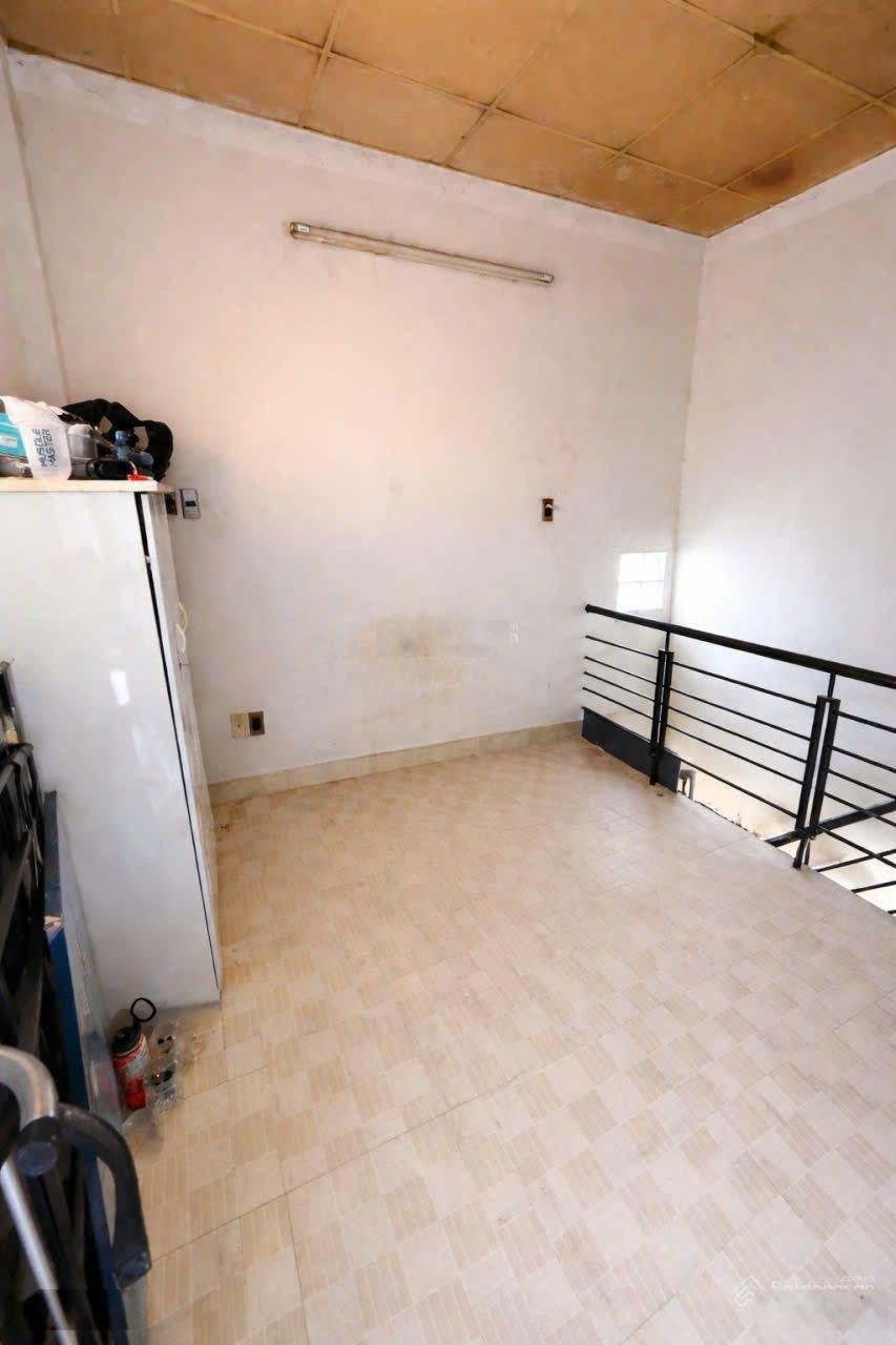 Bán Nhà Riêng tại Đường Số 18, Tân Phú, 3,25 tỷ, 27 m2 giá cực chất Hot!