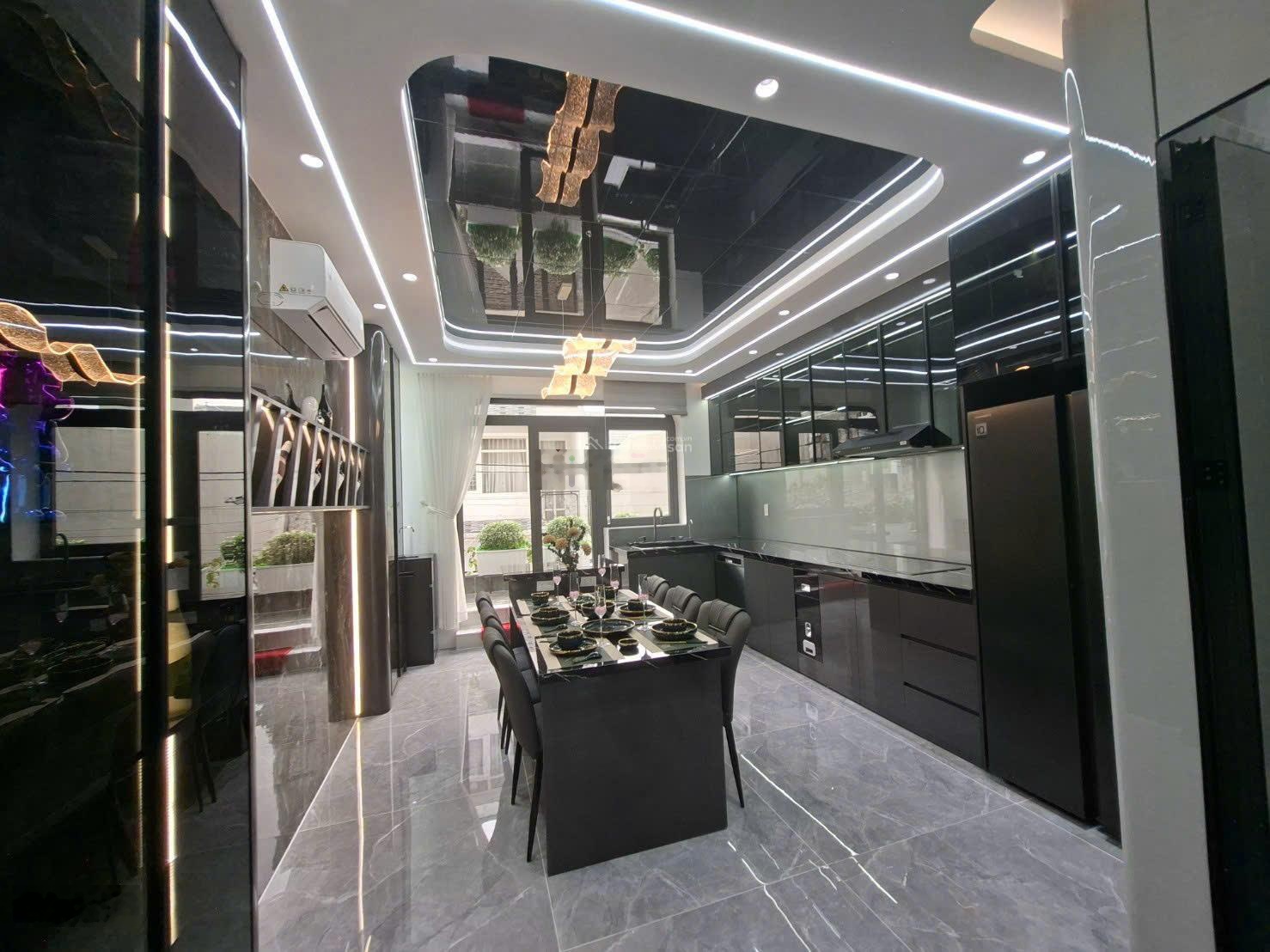 Bán nhà mặt phố tại Thạnh Lộc 37, giá ưu đãi 8,6 tỷ, 80m2, Phường An Phú Đông, Quận 12