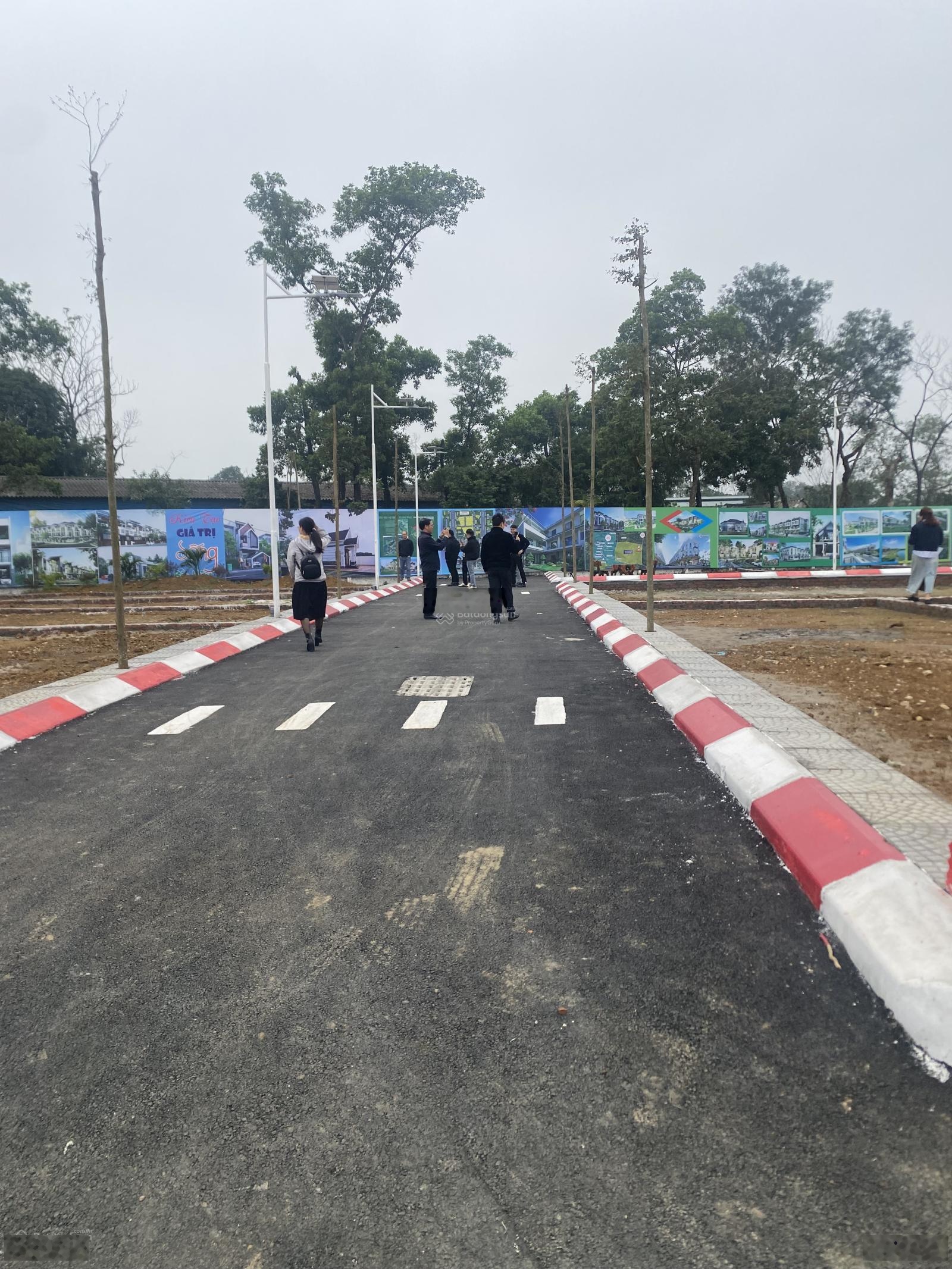 Đất ven đô Hà Nội cho nhà đầu tư. Chỉ nhỉnh 1tỷ4 diện tích 80m2 full thổ cư, sẵn sổ đỏ. Pháp lý