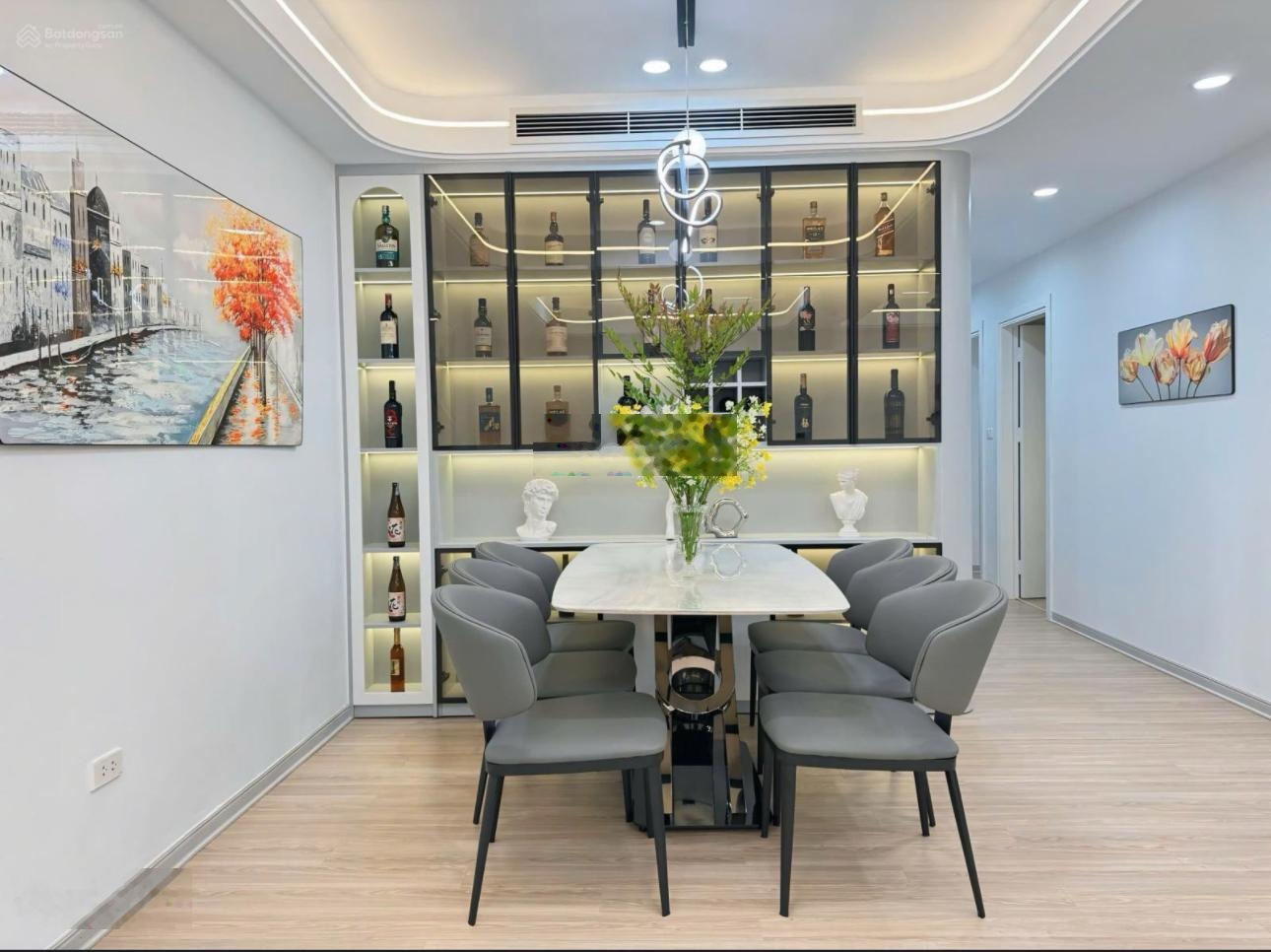 Mới ra - 3 ngủ đẹp - chủ cần tiền gấp - 110m2 - 9.5 tỷ - LH 0978025541