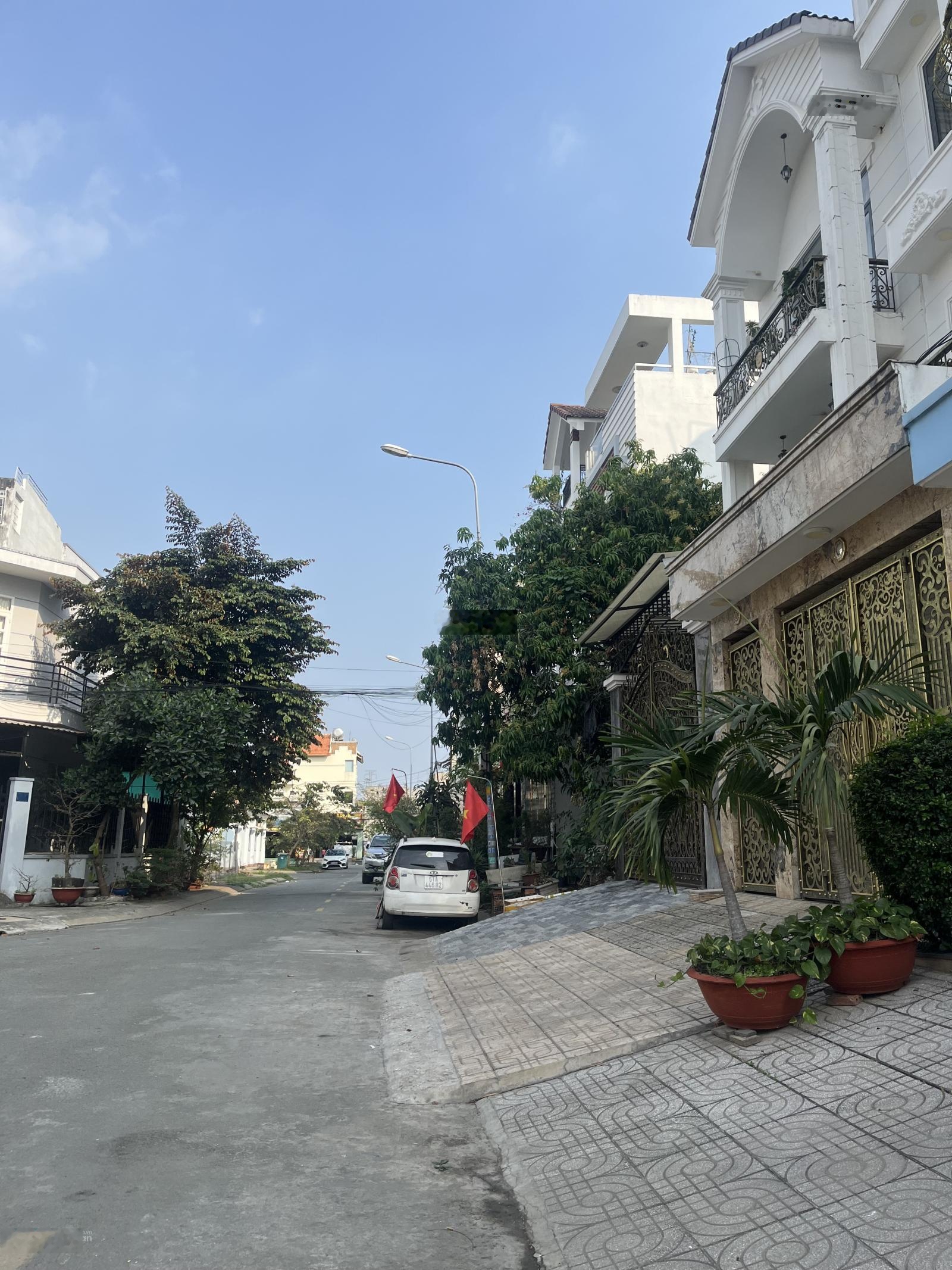 Giá mềm khu vực - Bình Hưng - Bán nhà 3 tầng 108m2 (5x21) giá chỉ nhỉnh 7tỷ xíu