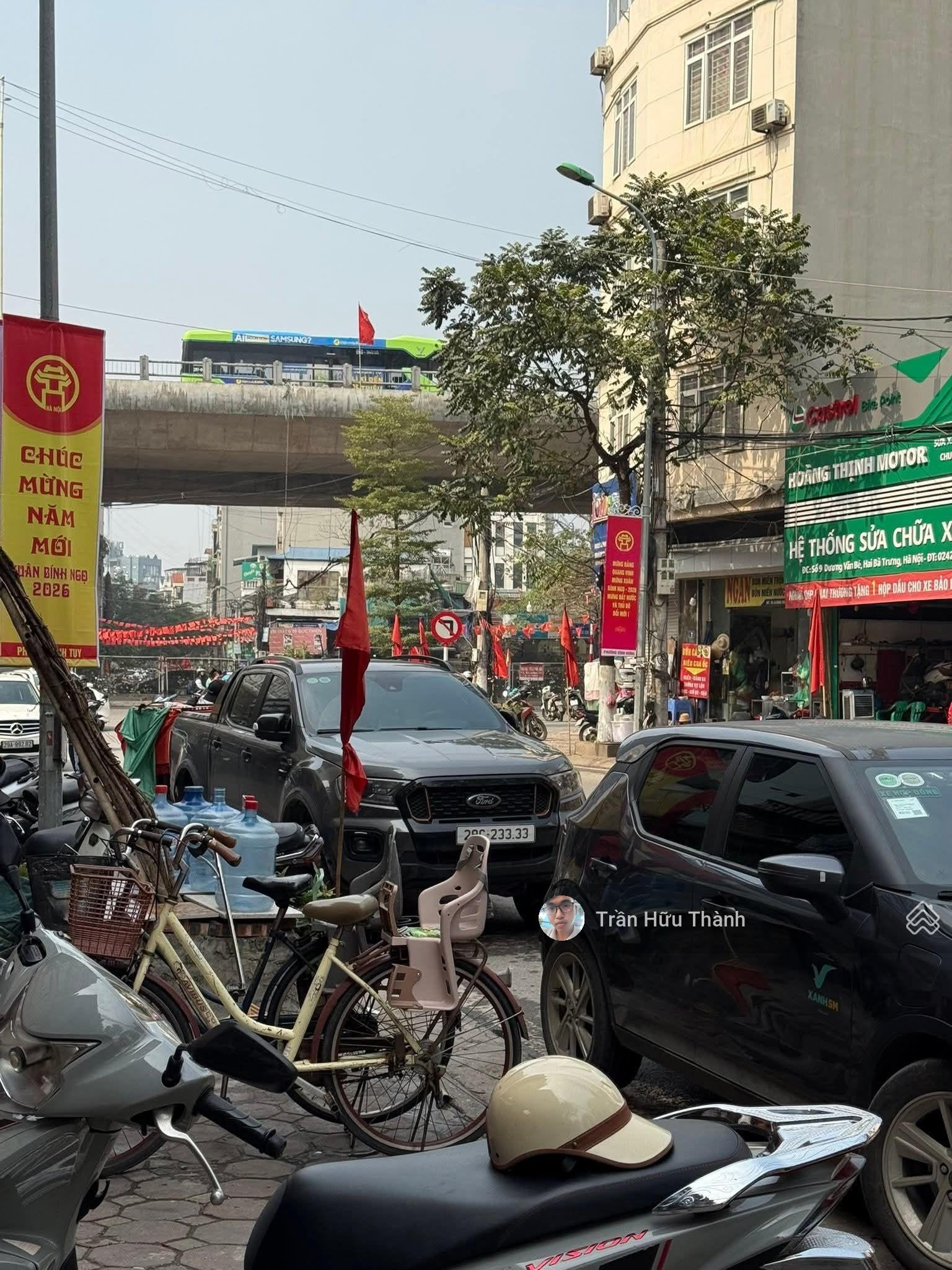 Mặt phố hai bà trưng - 17m - đường 21m - giá 9.xty ( thương lượng 0337202228