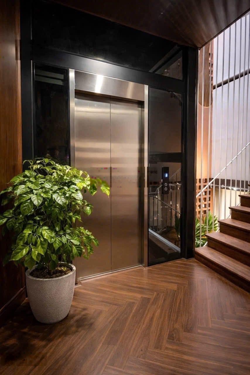 Siêu phẩm toà Aparment Thanh Xuân lô góc 7 chỗ vào nhà nội thất 5 sao 75m2 6 tầng vận hành ngay