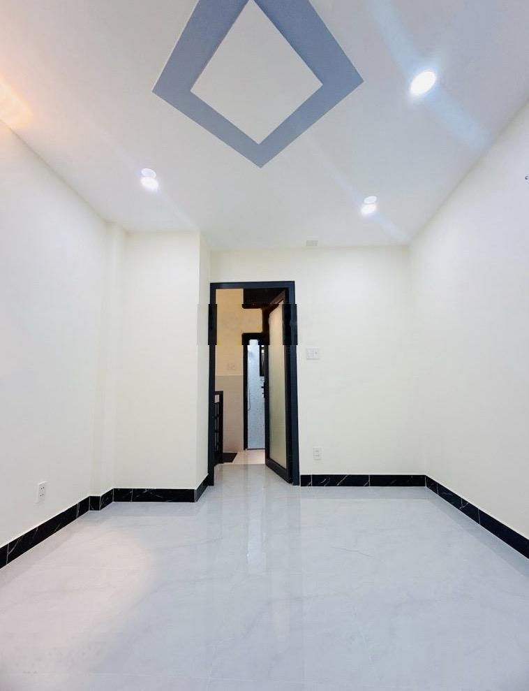 3.8 tỷ - nhà mặt tiền quận bình thạnh - ngay chợ bà chiểu - 2 tầng - tiện ở & kinh doanh