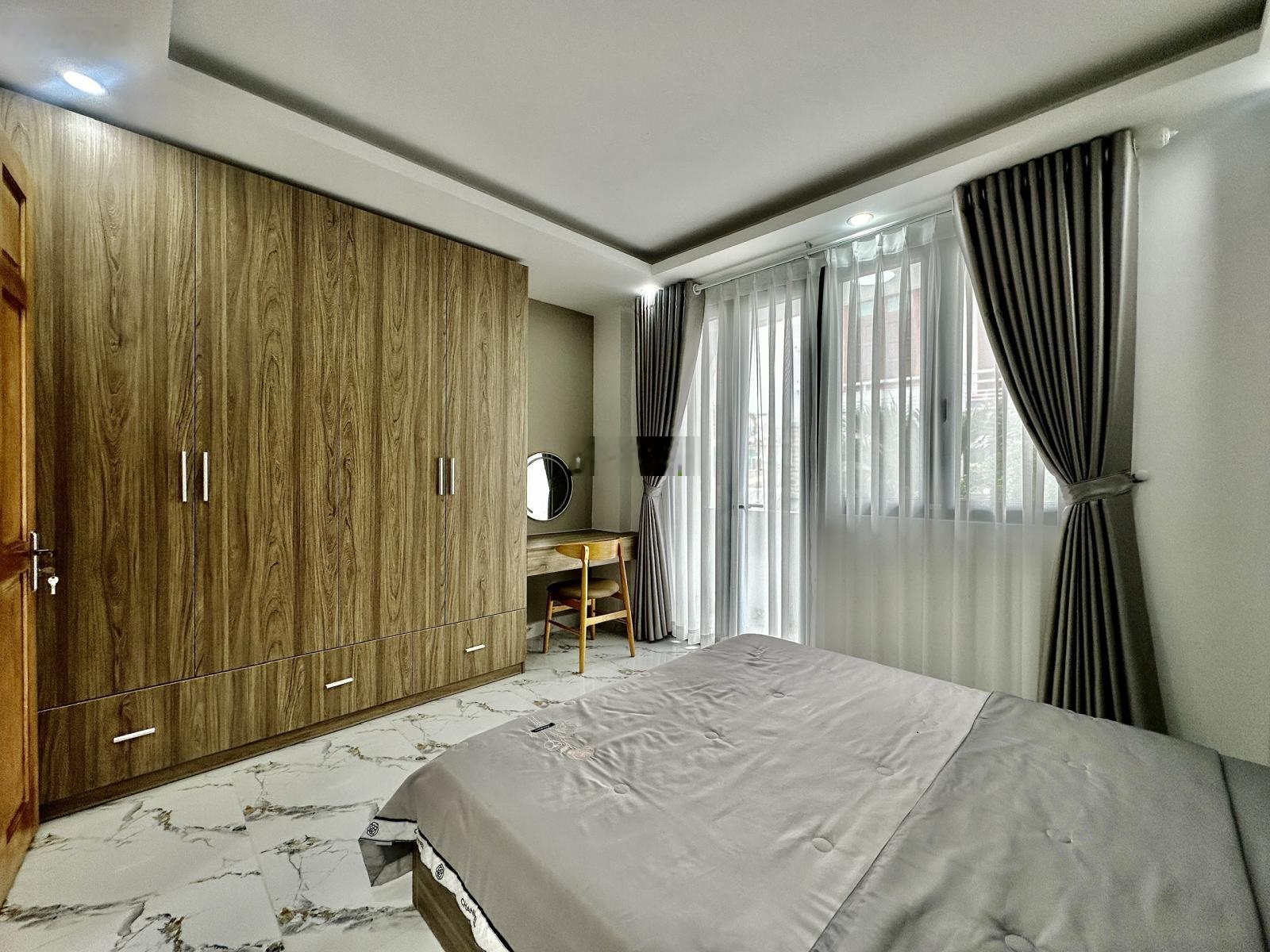 Ô tô tránh cách 30m - 4 tầng - 45m2 - tặng nội thất cao cấp - gần chợ thạch đà - nhỉnh 5t