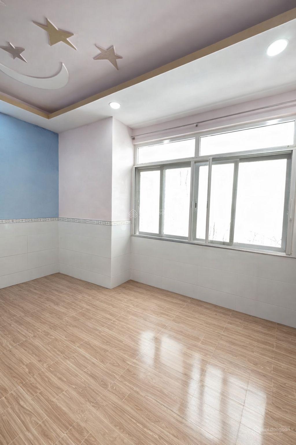 Nhà mặt tiền. DT 149m2. Giá 9 tỷ. Lê Văn Quới. Bình Trị Đông. Bình Tân