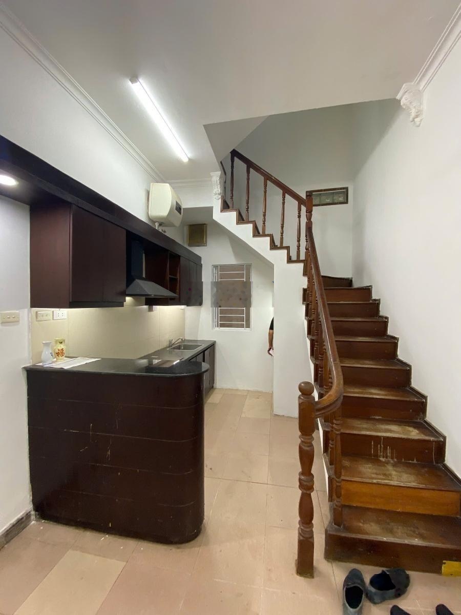 Chính chủ gửi bán nhà Chùa Bộc, TT khí tượng thủy văn, DT 33m x 4 tầng, Đống Đa