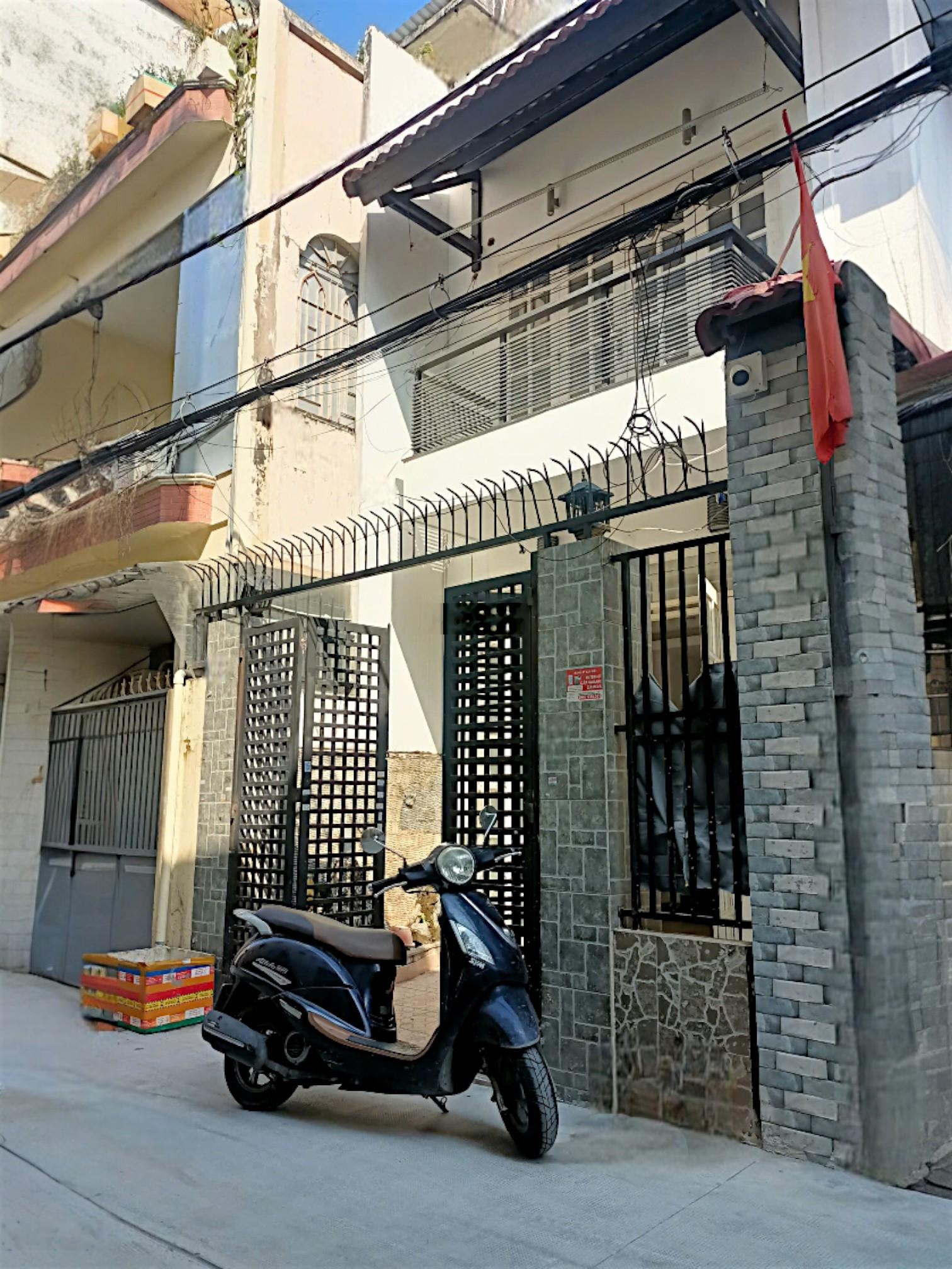 Khu bàu cát tân bình xe hơi đỗ cửa đối diện bv tân phú 57m2 vuông 2 tầng btct chỉ 5 tỷ 68