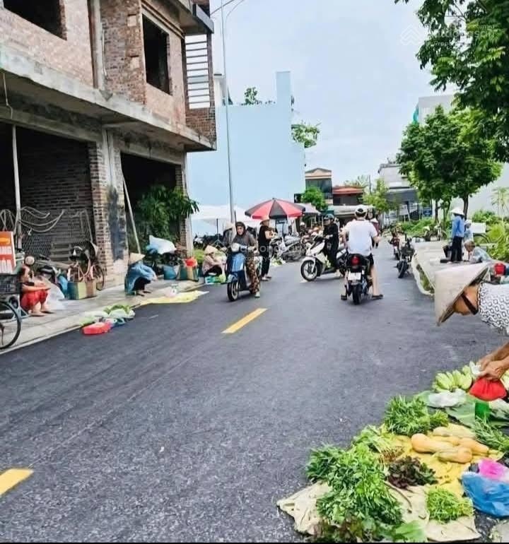 Duy nhất 1 lô siêu hiểm cổng chợ sóc vũ quý kiến xương thái bình