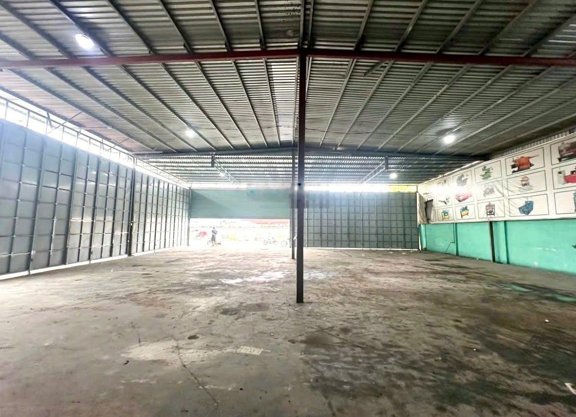 Cho thuê kho xưởng mt quốc lộ, 516m2, đường cont, điện 3pha, giá 40tr
