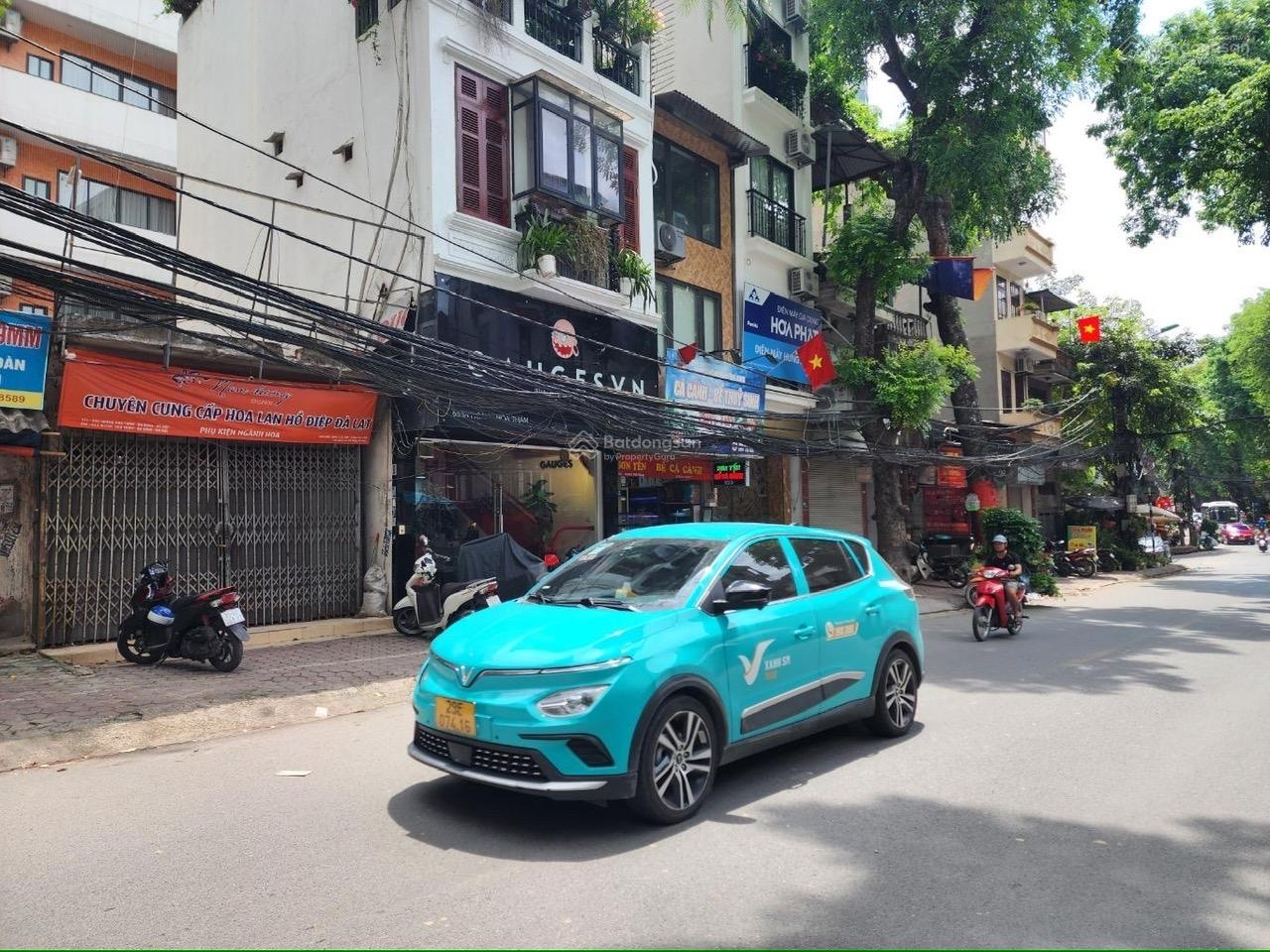 Mặt phố hoàng hoa thám - 85m2 - nhỉnh 26 tỷ - kinh doanh tấp nập