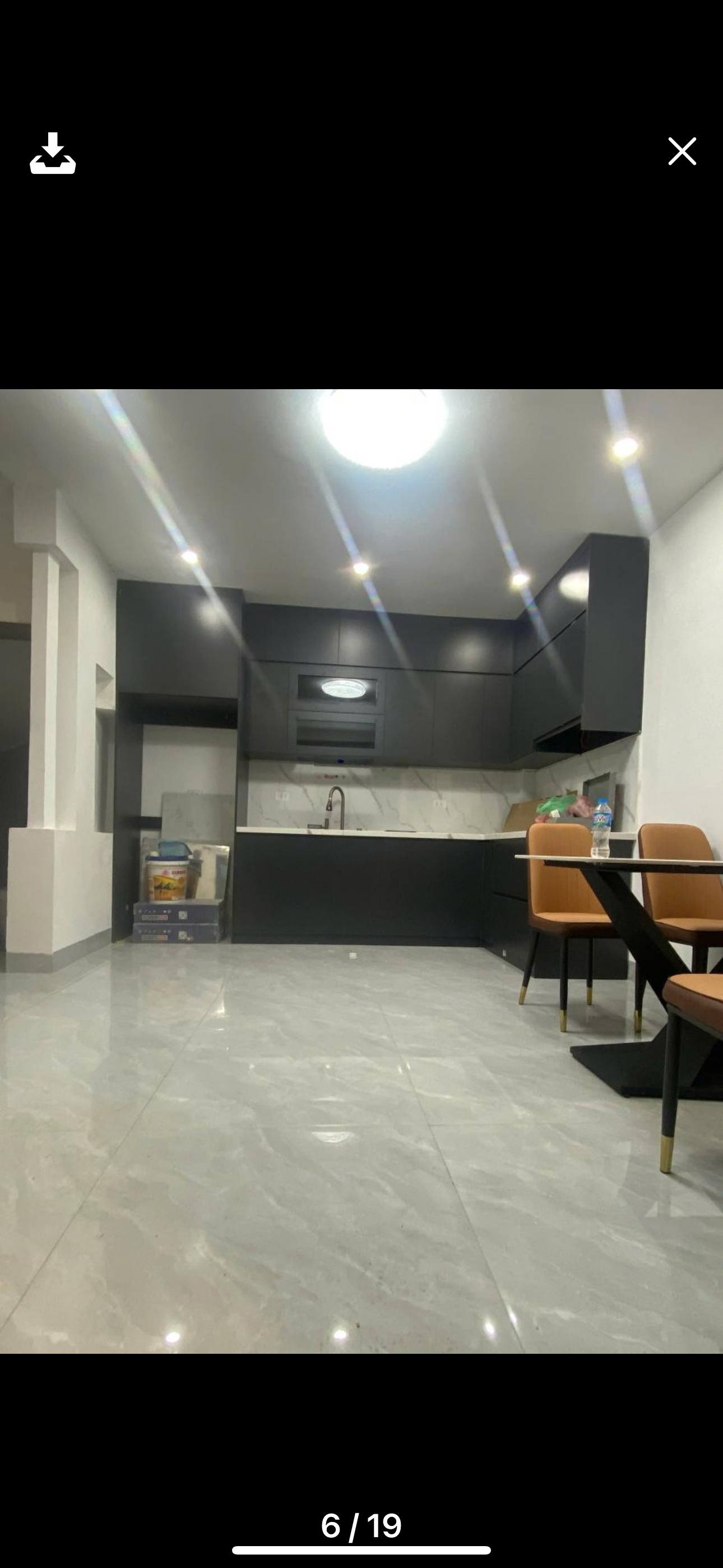 Hạ 1,5 tỷ , 21,7 tỷ trânf quốc hoàn , 50m2 ,mt4 thang máy , ô tô vào nàh , cách mp 30m